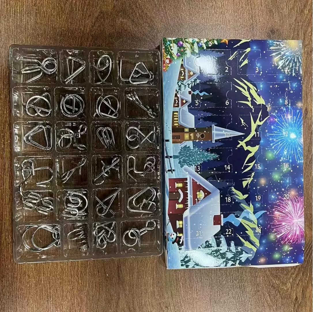 Mindlock – 24-Day Brain Teaser Game Advent Calendar