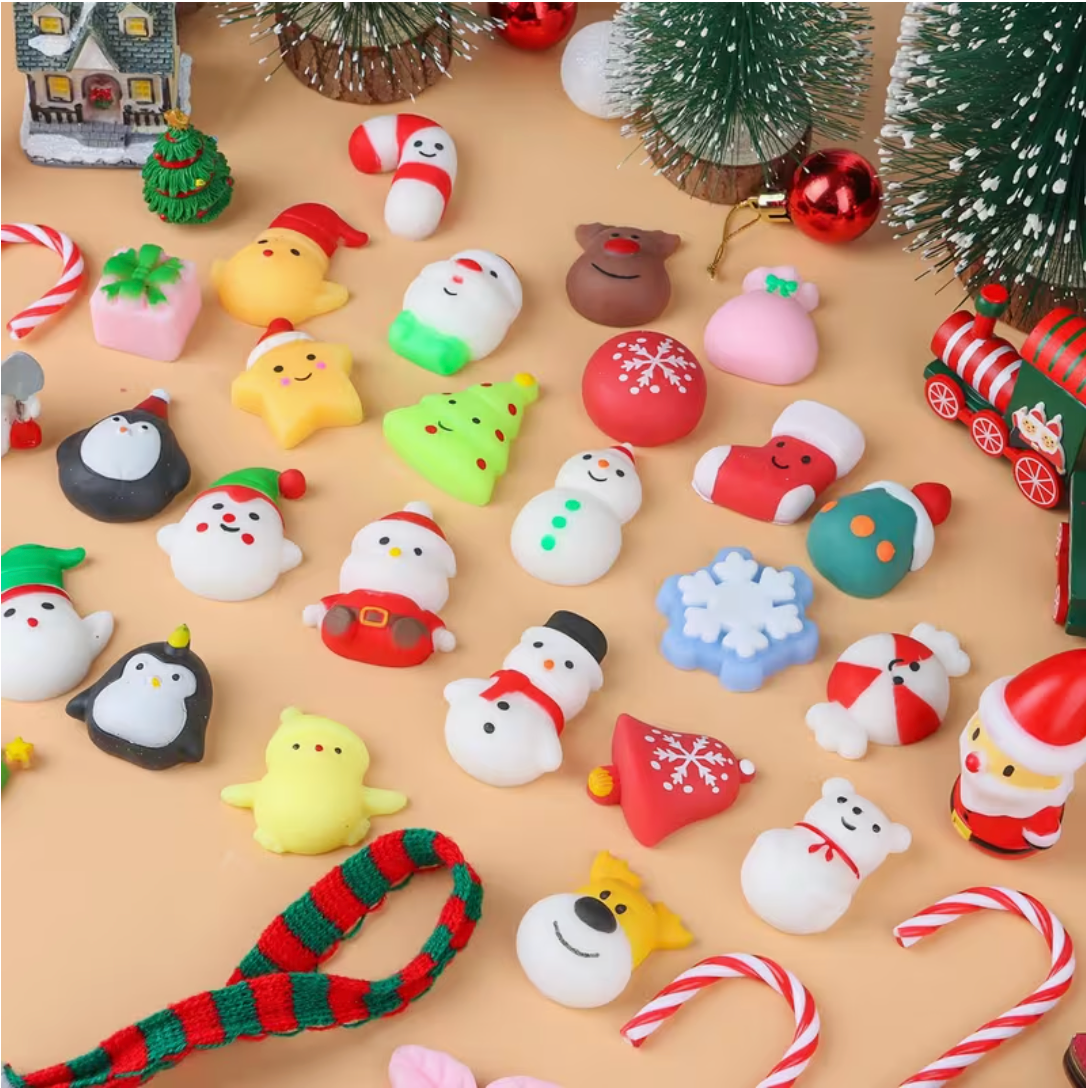 Santa Squeeze – 24-Day Christmas Squishy Advent Calendar